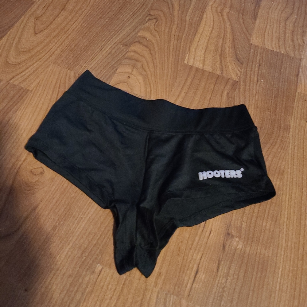 Black Hooters Small new style booty shorts - Picture 4 of 10